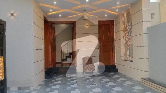 8 Marla brand new luxury house for Rent BB block In Bahria Town Lahore