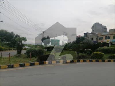 Ideally Located Residential Plot For sale In Jinnah Gardens Phase 1 Available