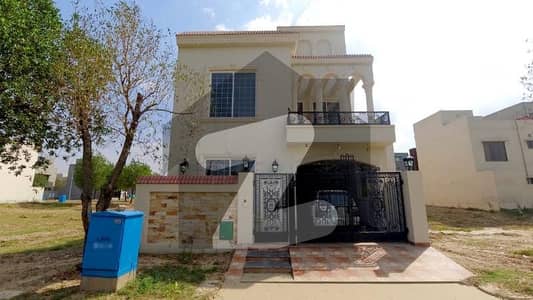 Facing Park 5 Marla House For sale In Bahria Orchard