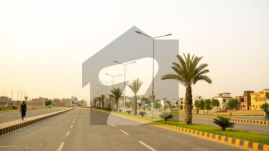 5 Marla Central Location Developed Area Plot For Sale in Topaz Ext Block Park View City Lahore
