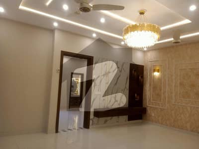10 MARLA LIKE A BRAND NEW LUXARY FULL HOUSE FOR RENT INGULBAHAR BLOCK BAHRIA TOWN LAHORE