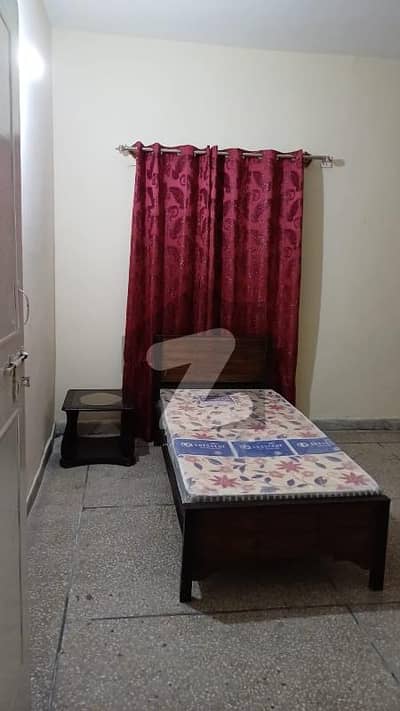 Female Only Room For Rent G-10