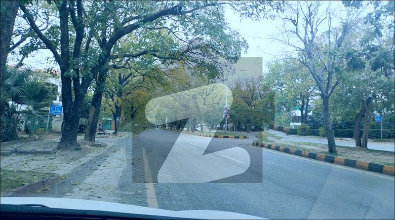 F6-3 1200 Syd Old House Best Location Margalla View for Sale
