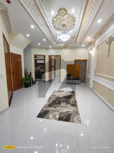 ڈی ایچ اے 9 ٹاؤن ڈیفنس (ڈی ایچ اے),لاہور میں 3 کمروں کا 5 مرلہ مکان 70.0 ہزار میں کرایہ پر دستیاب ہے۔