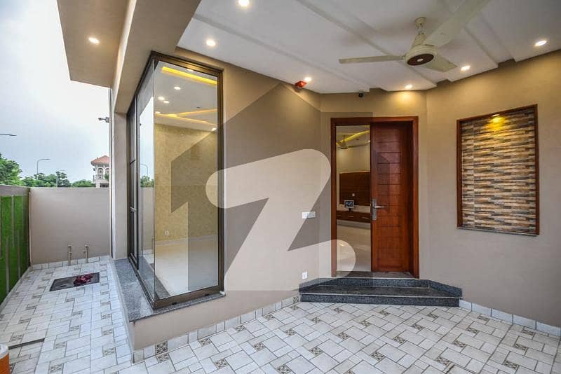 5 Marla Modern House For Rent In DHA Phase 5 Block D Lahore