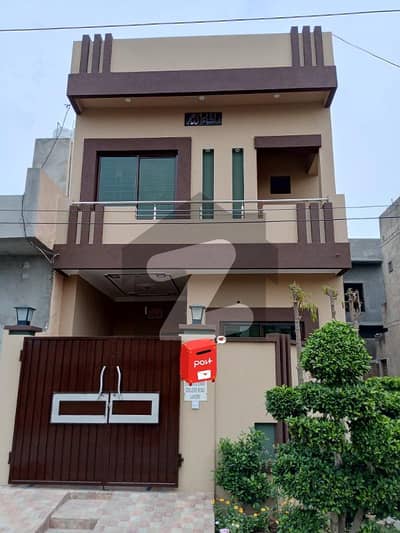 3.5 Marla Owner Build Solid House In Eden Boulevard College Road