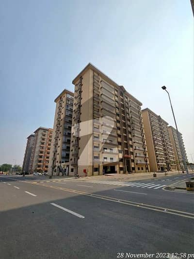 2700 Square Feet Flat Located In Askari 5 - Sector J Is Available For sale