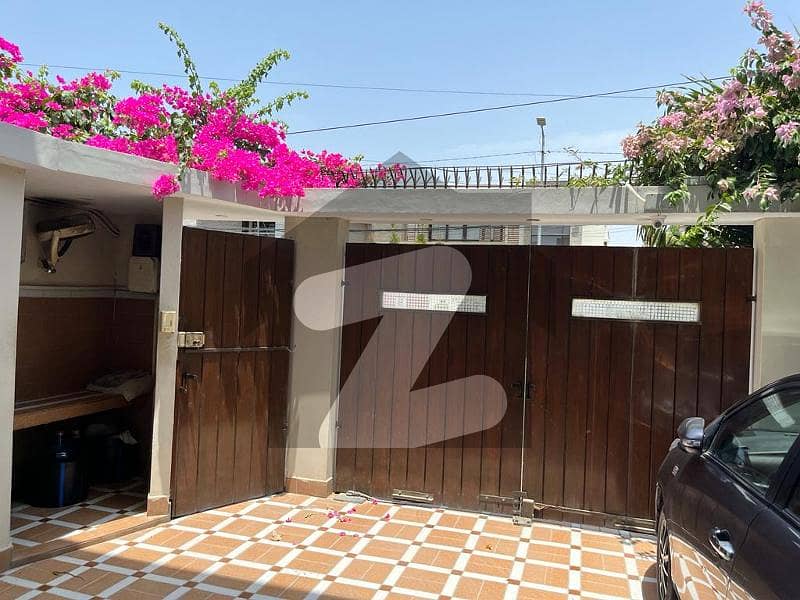 Bungalow For Sale 500 Square Yards In DHA Phase 6