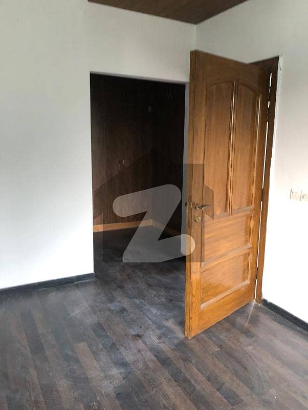 ڈیفینس رایا ڈی ایچ اے ڈیفینس,لاہور میں 4 کمروں کا 14 مرلہ مکان 8.75 کروڑ میں برائے فروخت۔