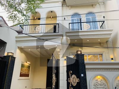 5 marla house for sale in johar town block A