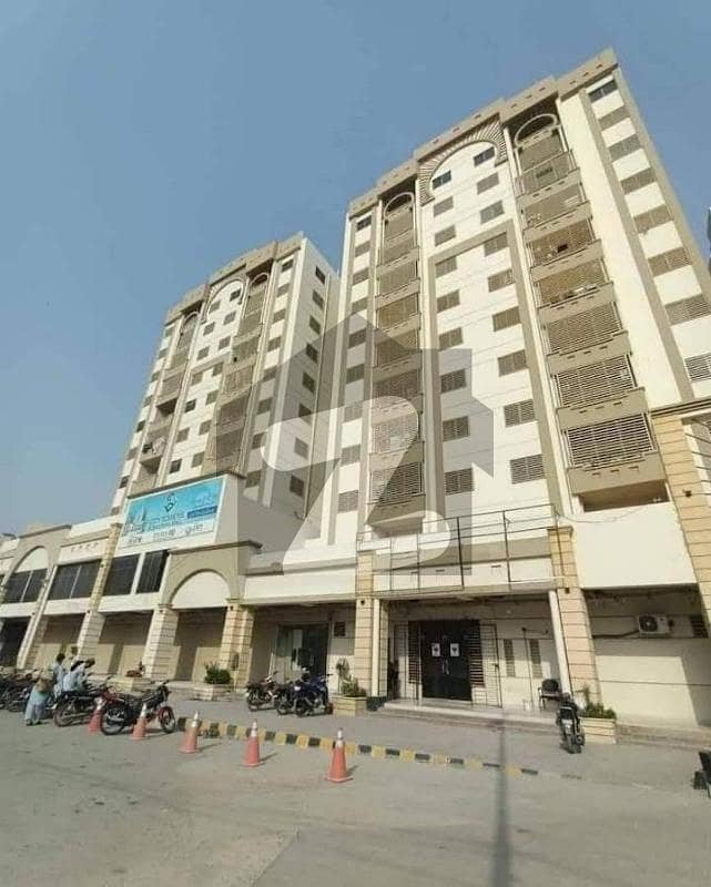 سٹی ٹاور اینڈ شاپنگ مال یونیورسٹی روڈ,کراچی میں 3 کمروں کا 8 مرلہ فلیٹ 2.6 کروڑ میں برائے فروخت۔