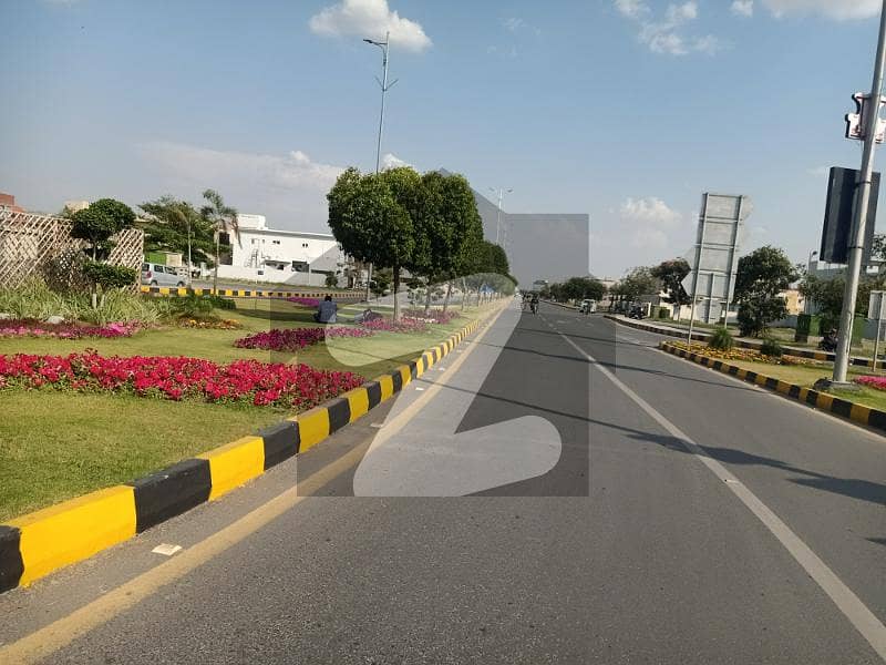 DHA phase 7 Z1 kanal corner plot available idaie location cheap price