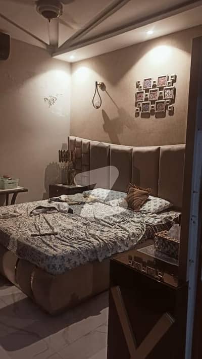 مصطفیٰ ٹاؤن لاہور میں 4 کمروں کا 5 مرلہ مکان 2.1 کروڑ میں برائے فروخت۔