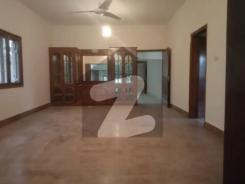 Dha Phase 2 Six Bedded 1000 Yards House For Rent