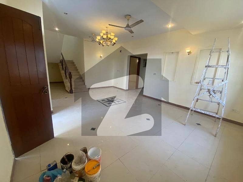 Dha phase 4 house 250 yards 4 bedded rent