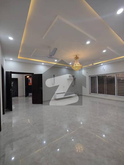 1Kanal brand New double storey house available for rent