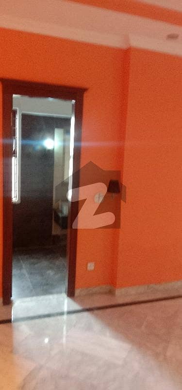 ای ۔ 11/3 ای ۔ 11,اسلام آباد میں 6 کمروں کا 1 کنال مکان 14.75 کروڑ میں برائے فروخت۔