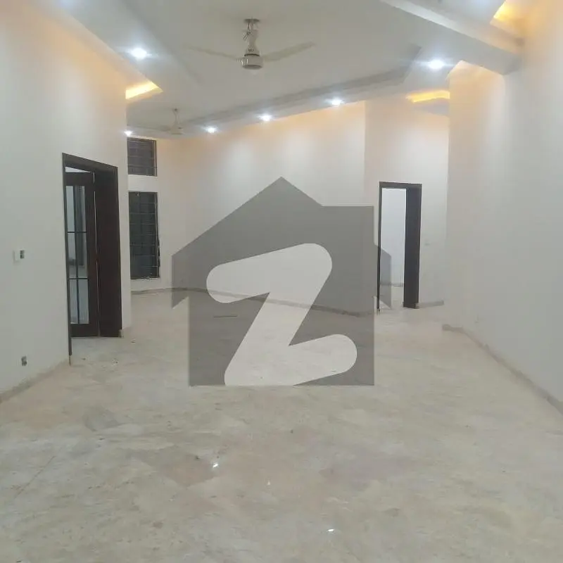 House Of 20 Marla Is Available In Contemporary Neighborhood Of DHA Defence