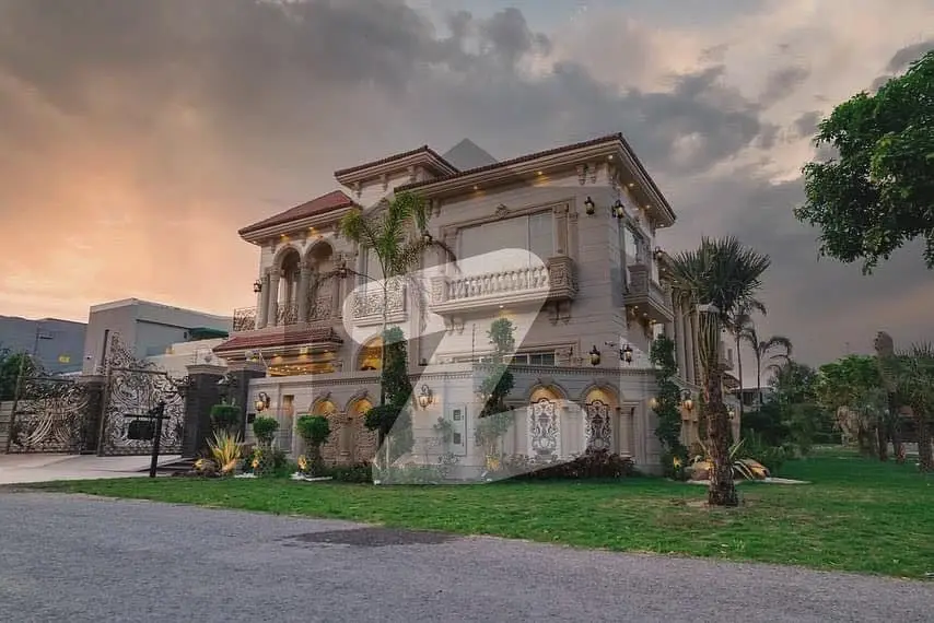 Royal Classic Designer Corner Villa Available For Sale In DHA phase 9 Town