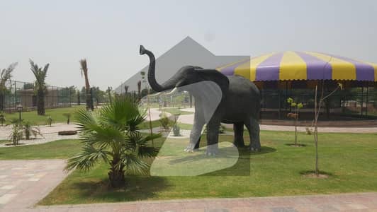 1- Kanal Fecing Park Plot Available In E Block Near Bahria Zoo Park