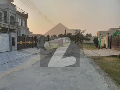 1 Kanal Plot 45 By 100 Dimension Back To Main 150 Ft Rd Sui Gas Phase 2 Coop Society Lahore