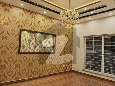 1 Kanal Brand New Luxury Upper Portion Available For Rent In Bahria Town Lahore.