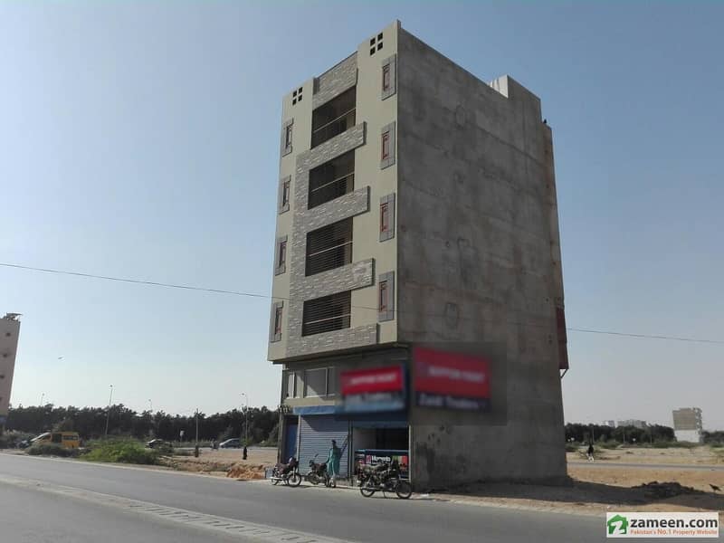 ڈی ایچ اے فیز 7 ایکسٹینشن ڈی ایچ اے ڈیفینس کراچی میں 4 مرلہ عمارت 7. 5 کروڑ میں برائے فروخت۔
