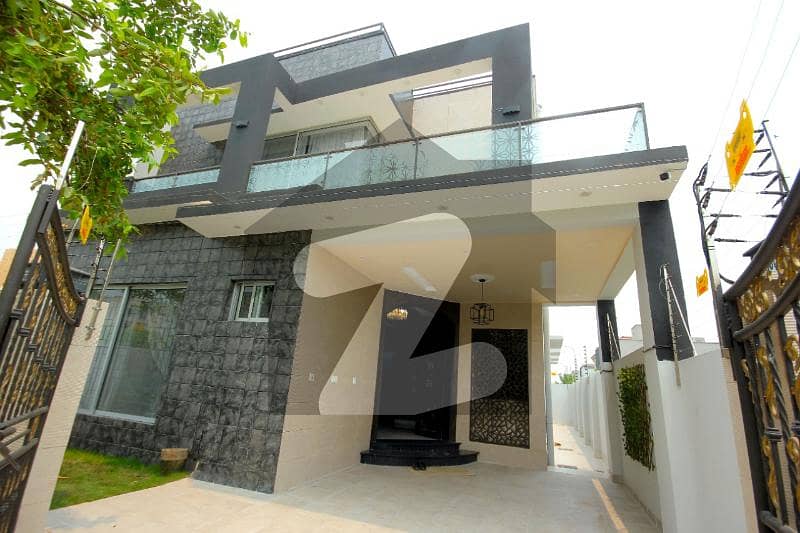 Brand New 5 Marla Beautiful Design House For Sale DHA 9 Town