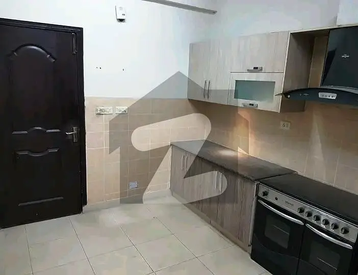 3 bed apartment available for rent