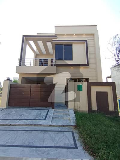 5 Marla Brand New House For Rent In Bahria orchard Lahore