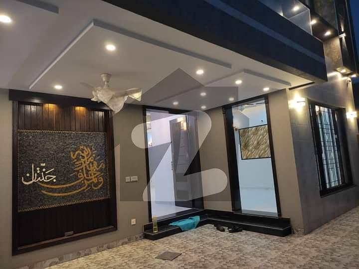10 marla luxury upper portion for rent in bahria town