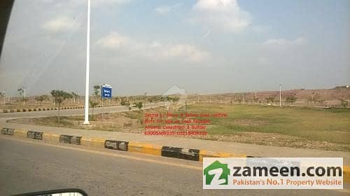 7 Marla Corner Plot For Sale In Phase 8 Bahria Town