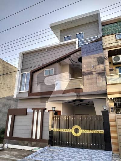 5 MARLA BRAND NEW DOUBLE STOREY HOUSE ON 40 FT ROAD AVAILABLE FOR SALE IN JUBILEE TOWN