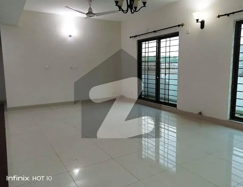 3 Bed Apt Available for rent in Askari 11 Lahore