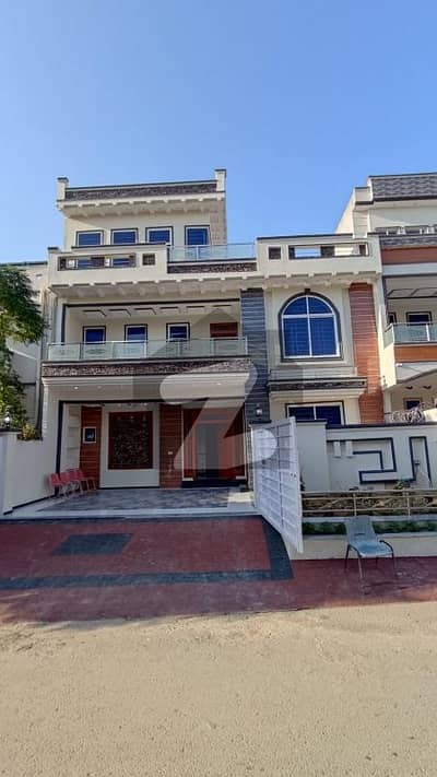 35x70 Brand New House For Sale In G13