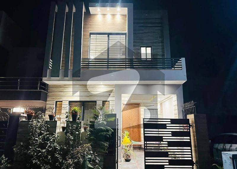 5 Marla Like Brand New House for Sale in Paragon City
