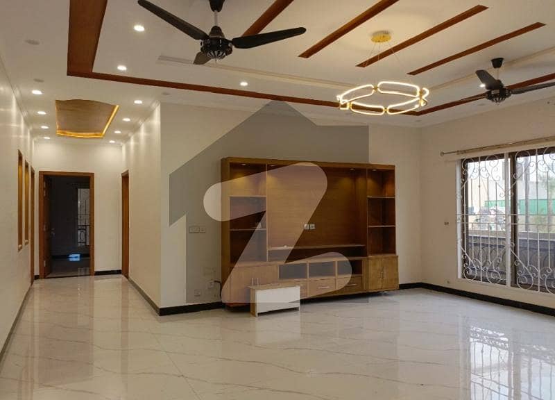 Bahria Enclave One kanal Ground Portion Available For Rent