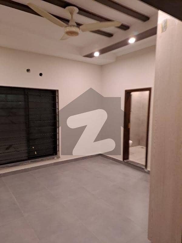 5 Marla Beutiful House For Rent In Sector D Bahria Town Lahore