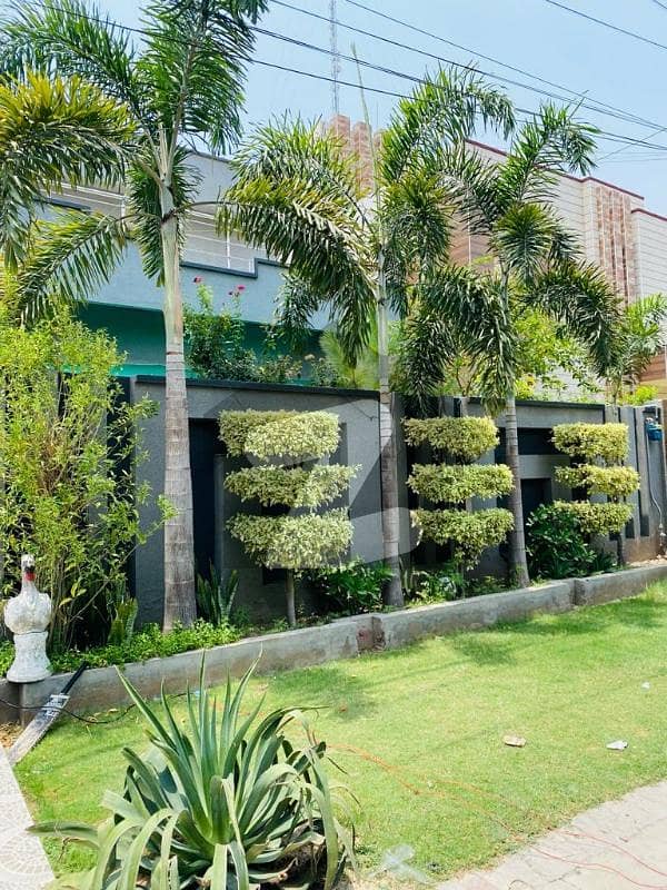 1 Kanal Facing Park House For Sale In OPF A Block