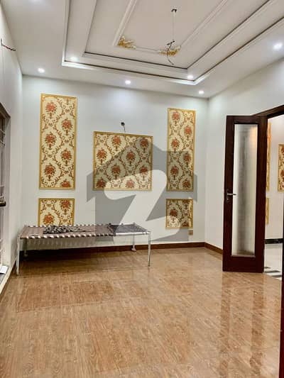 9 MARLA BRAND NEW HOUSE FOR SALE IN NASHEMAN IQBAL PHASE 2