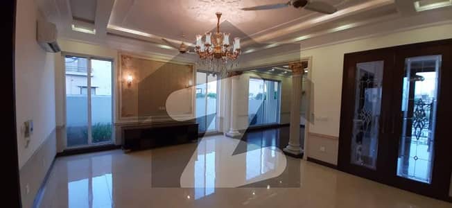ڈی ایچ اے فیز 7 ڈیفنس (ڈی ایچ اے),لاہور میں 3 کمروں کا 1 کنال بالائی پورشن 75.0 ہزار میں کرایہ پر دستیاب ہے۔