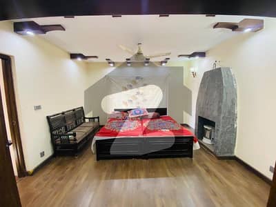 بحریہ ٹاؤن سیکٹر B بحریہ ٹاؤن,لاہور میں 4 کمروں کا 10 مرلہ مکان 2.95 کروڑ میں برائے فروخت۔