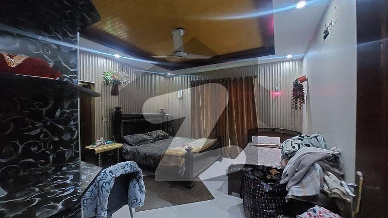 بحریہ ٹاؤن سیکٹرڈی بحریہ ٹاؤن,لاہور میں 5 کمروں کا 10 مرلہ مکان 3.1 کروڑ میں برائے فروخت۔