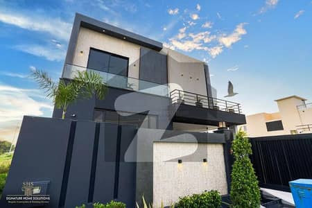 10 Marla Most Luxury Beautiful Modern Design House For Sale