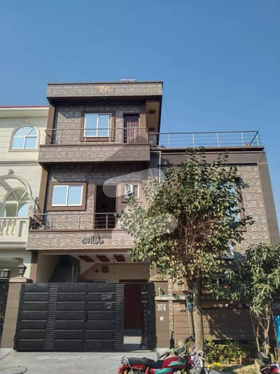 6 Marla Upper Portion with Gass Available For Rent In B Block, 
Dream Gardens
 Lahore.