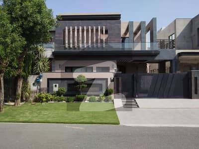 10 Marla Most Luxury Beautiful Modern Design House for Sale