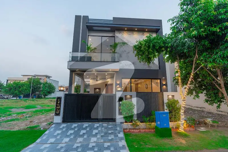 5 Marla Brand New Luxury Ultra Modern Design Most Beautiful House For Sale at Prime Location of DHA Lahore