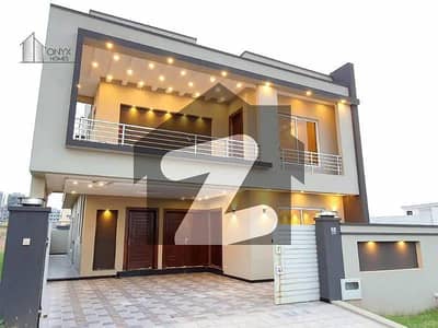 10 Marla Hot Location House For Sale In Gulmohar Block Bahria Town Lahore