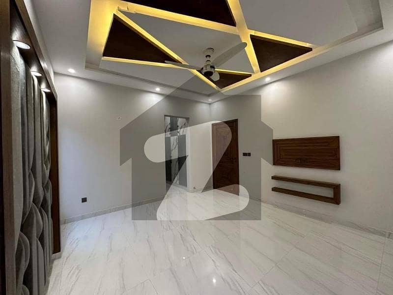 3000 Square Feet Flat In Askari Tower 1 Is Available