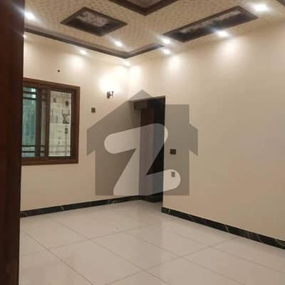 BRAND NEW 400 SQUARE YARD IN BLOCK 6 GULSHAN FOR RENT WITH ROOF